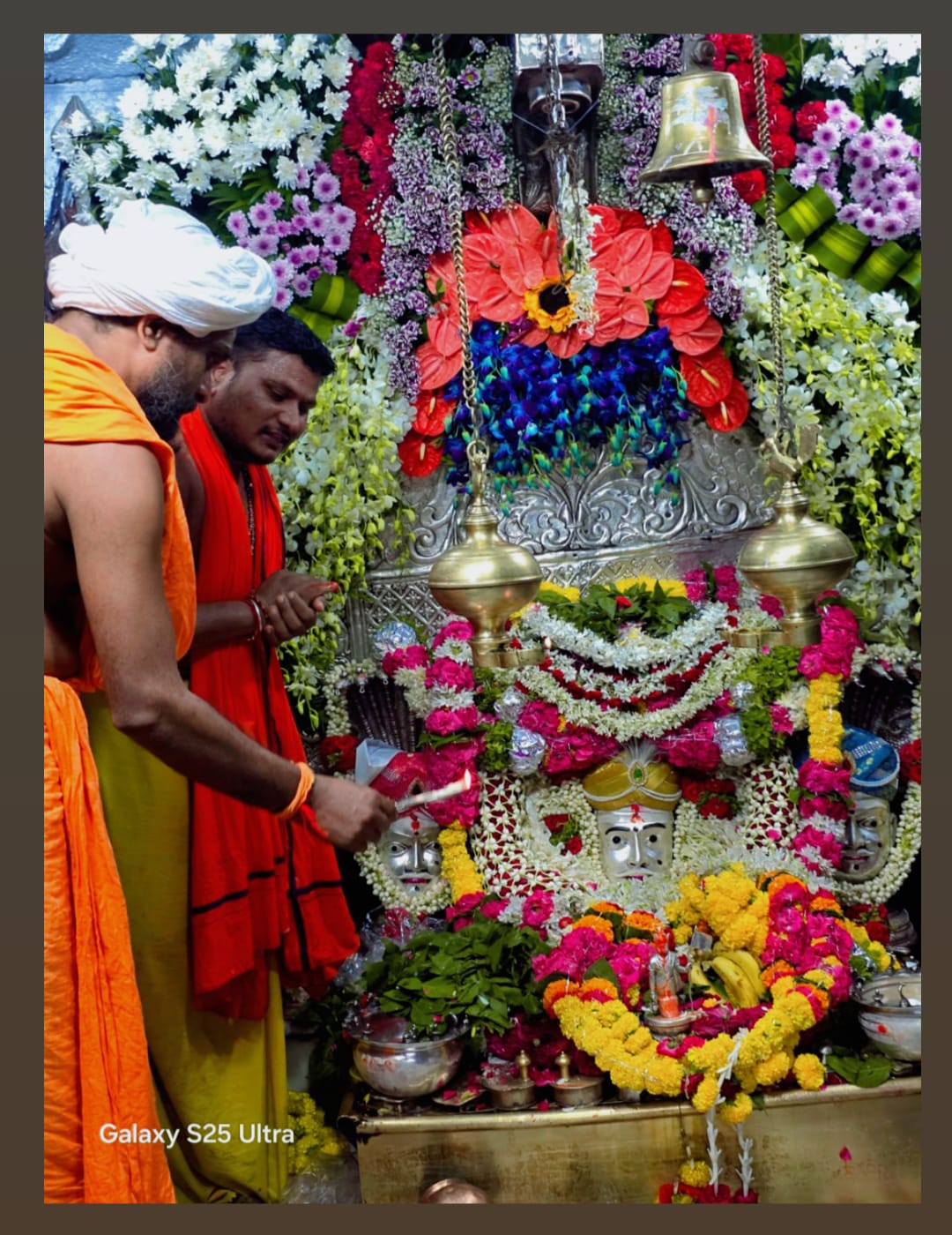 ಶ್ರೀ ಕ್ಷೇತ್ರ ರೇವಗ್ಗಿ (ರಟಕಲ್) ಶ್ರೀ ರೇವಣಸಿದ್ದೇಶ್ವರ ದೇವಸ್ಥಾನದಲ್ಲಿ ಶ್ರಾವಣ ಮಾಸದ ನಿರ್ಮತವಾಗಿ ಪುರಾಣ ಪ್ರವಚನ ಕಾರ್ಯಕ್ರಮವನ್ನು ಹಮ್ಮಿಕೊಳ್ಳಲಾಯಿತು.